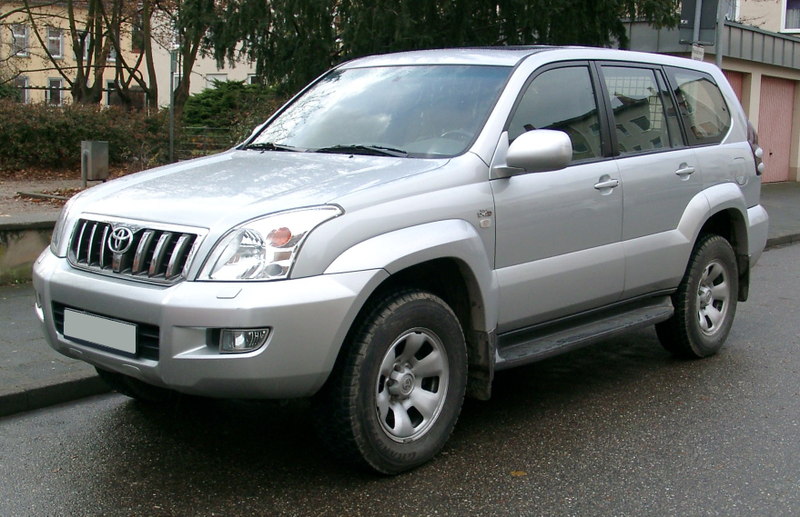 Illustration for article titled Overland & Under Budget - 2005 Lexus GX 470